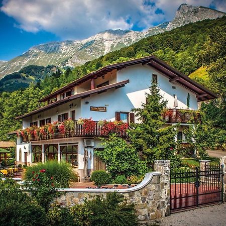 Tourist Farm Kranjc Villa โคบาริด ภายนอก รูปภาพ