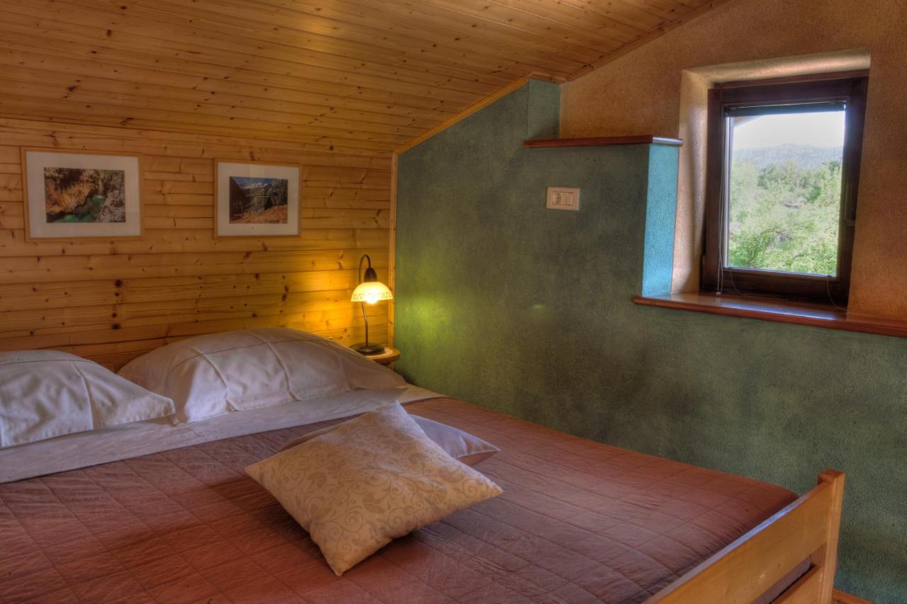 Tourist Farm Kranjc Villa โคบาริด ภายนอก รูปภาพ